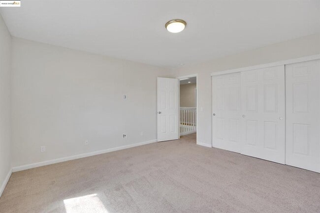Building Photo - GREAT CUL DE SAC LOCATION IN PRIME TRACY N...