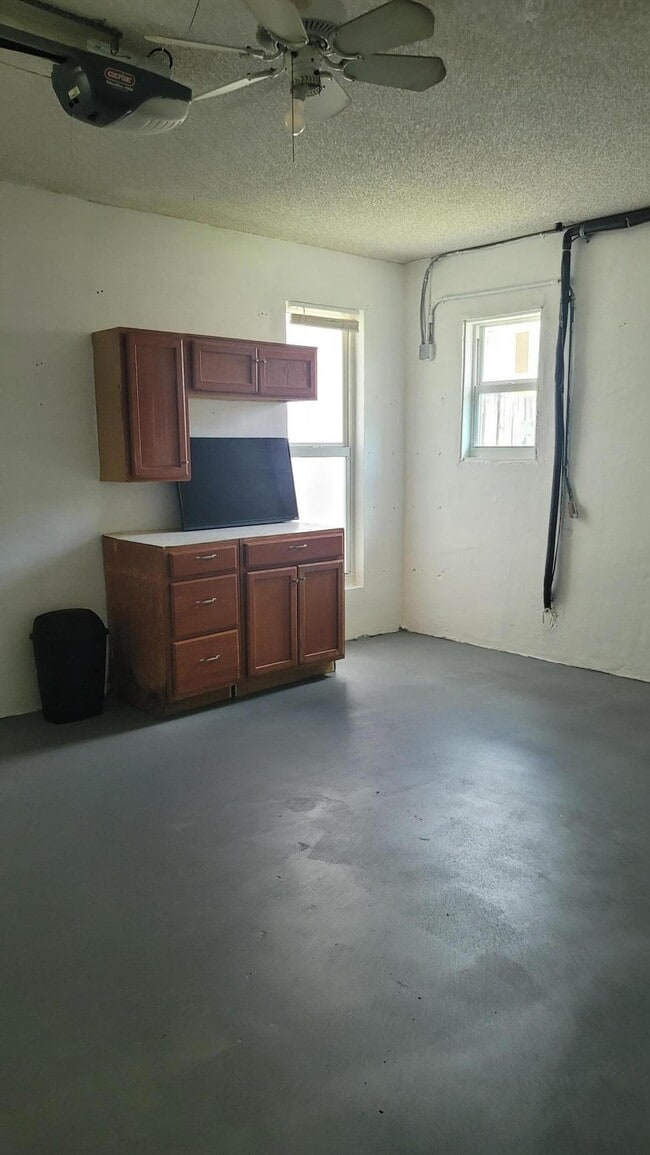 Building Photo - 2590 NW 98th Ave