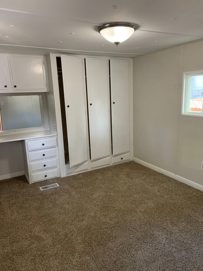 Building Photo - Remodeled 1 bedroom single wide in Elko