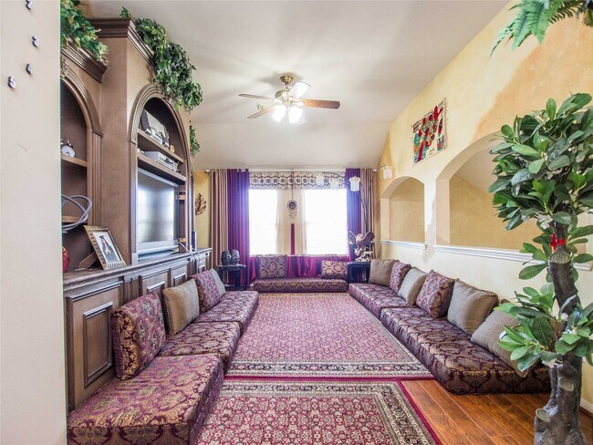 Building Photo - 16307 Pebble Crest Ct