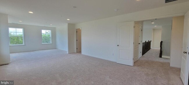 Building Photo - 9431 Alloway Dr