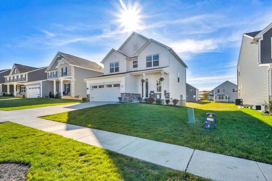 Building Photo - 1117 Kadas Ln