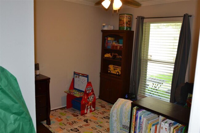 Building Photo - 10530 Permian Dr