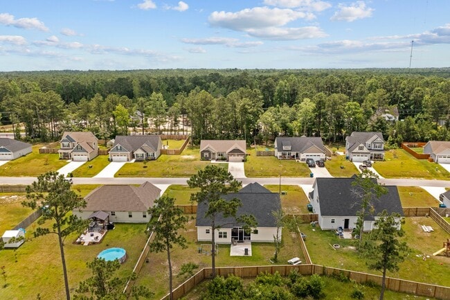 Building Photo - 251 Breakwater Dr