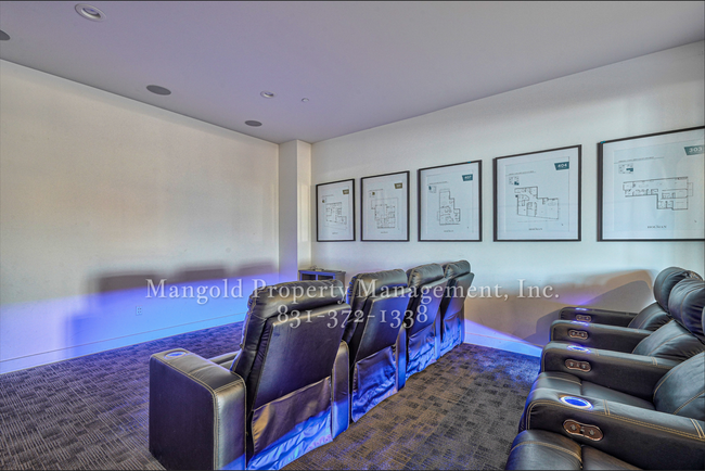 Building Photo - Luxurious 2-Bed 2.5-Bath Condo Located in ...