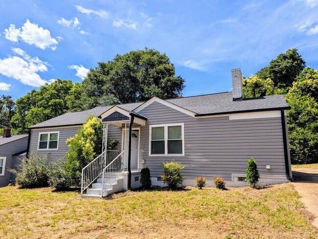Primary Photo - 6 Williams Dr