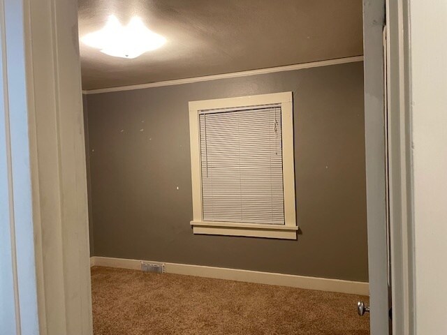 Building Photo - 514 School St