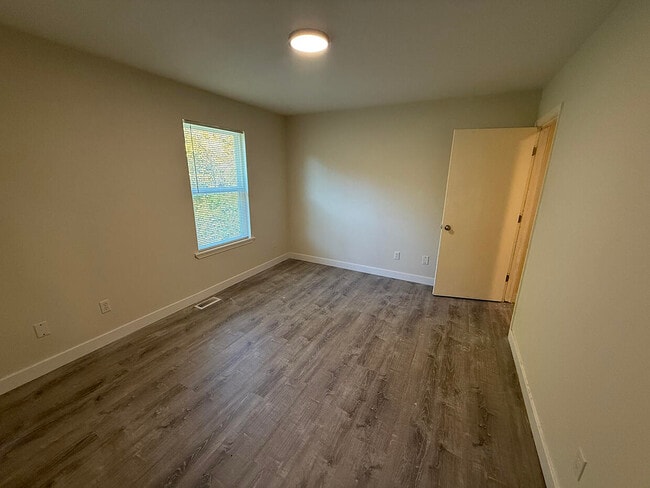 Building Photo - 1711 Hanover Blvd
