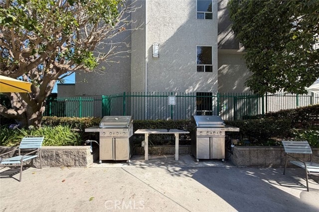 Building Photo - 1445 Brett Pl