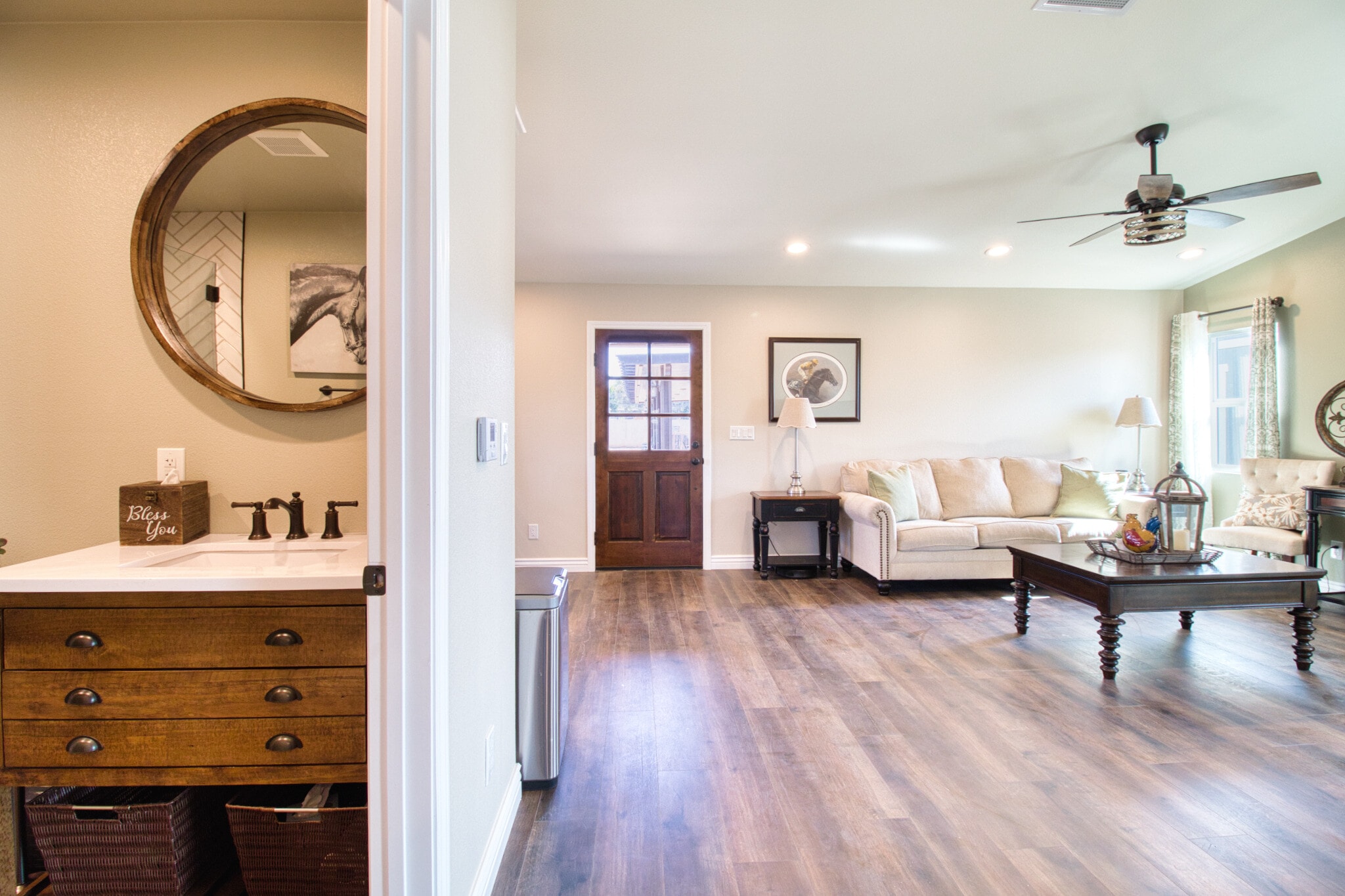 Bathroom & Living space - 15671 Ridgeway Ave