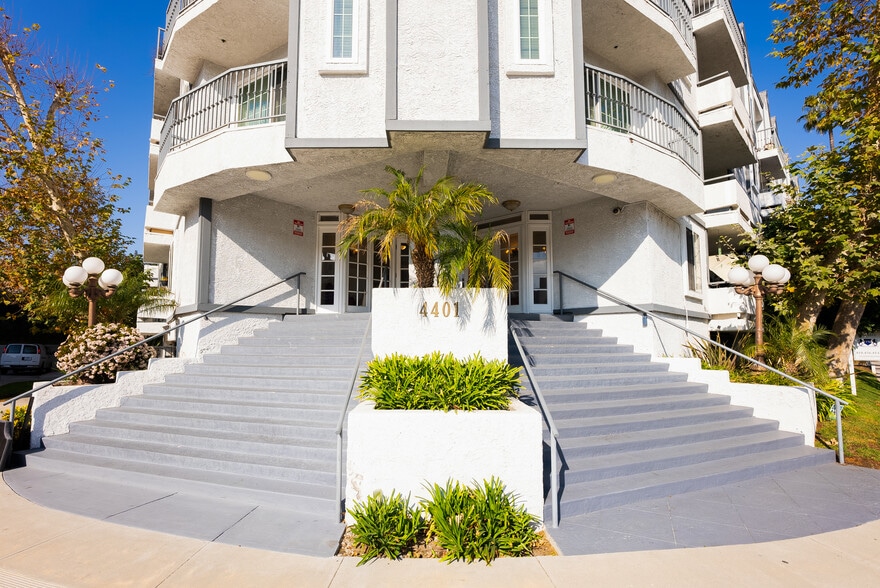 Building Photo - 4401 Sepulveda Blvd