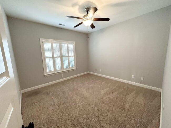 Building Photo - 1701 Sassafras Ct