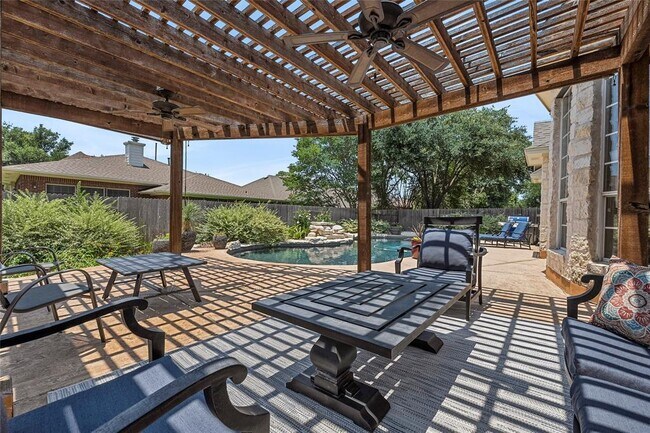 Building Photo - 14936 Thatcher Dr