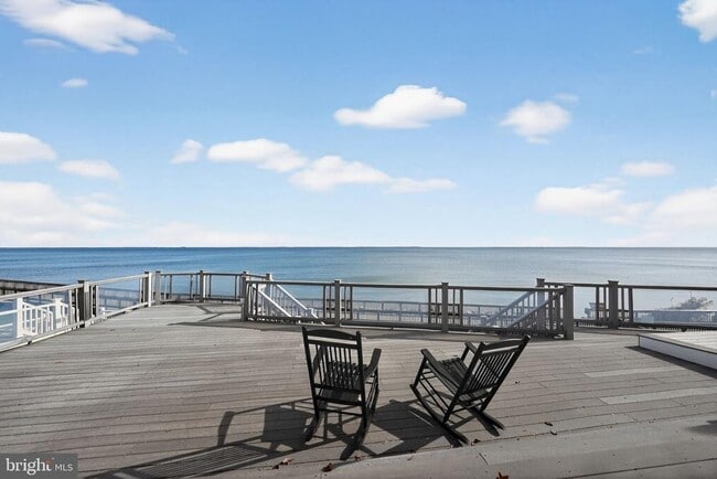 Building Photo - 7523 B St