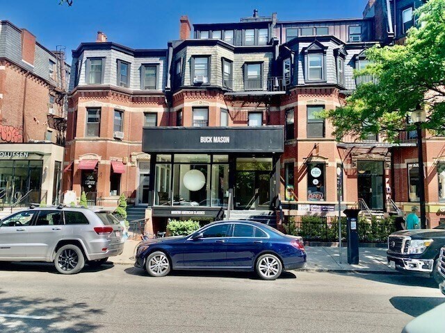 Building Photo - 229 Newbury St