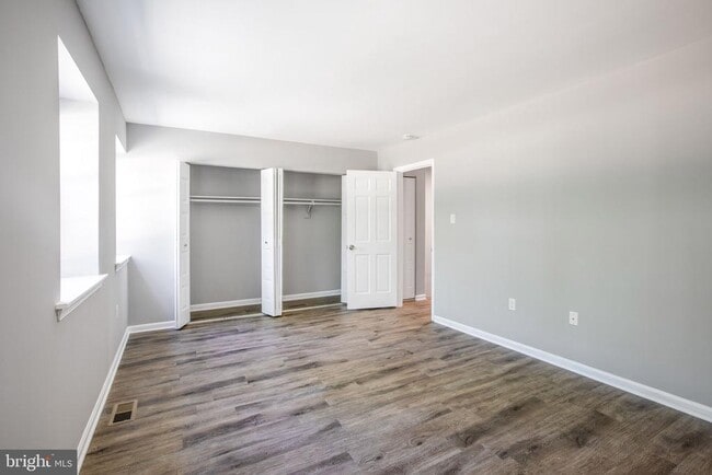 Building Photo - 14630 Tynewick Terrace