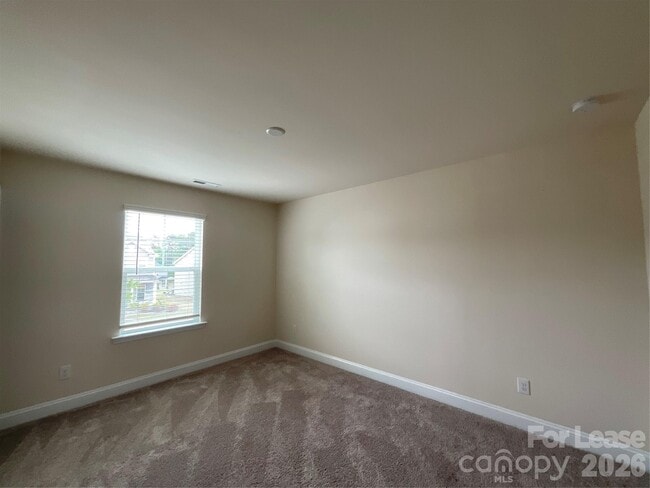 Building Photo - 19108 Yellow Birch Dr