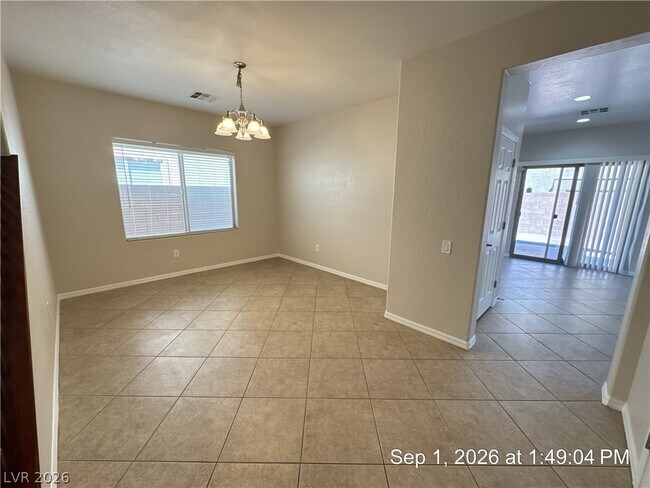 Building Photo - 6854 N Inca Jay Ct