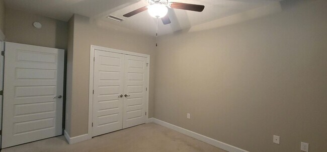 Building Photo - 2502 Tippecanoe Ridge