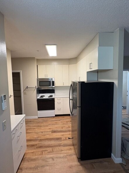 Building Photo - 74 Boston Post Rd