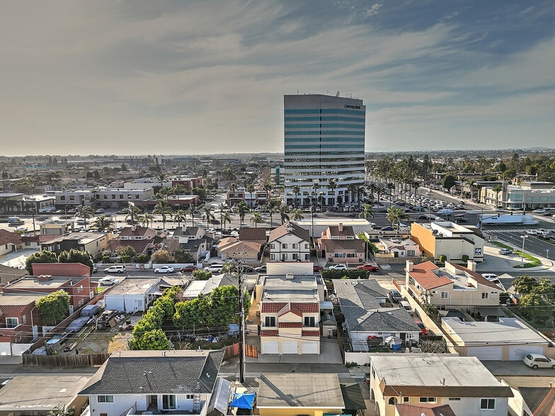 Building Photo - 17054 A Ln