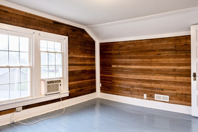 Building Photo - Beautifully Renovated Home in the Heart of Carthage – Character, Charm, and Modern Updates