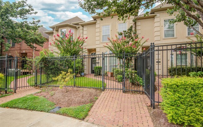 Primary Photo - 13619 Brookbluff Ln