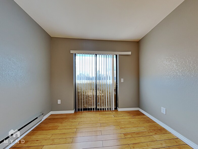 Building Photo - 7885 Barbara Ann Dr