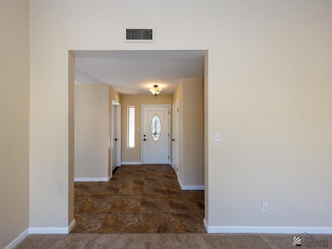 Building Photo - 12538 E Del Rico