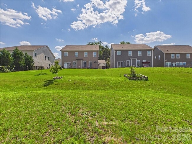 Building Photo - 1455 Briarfield Dr NW