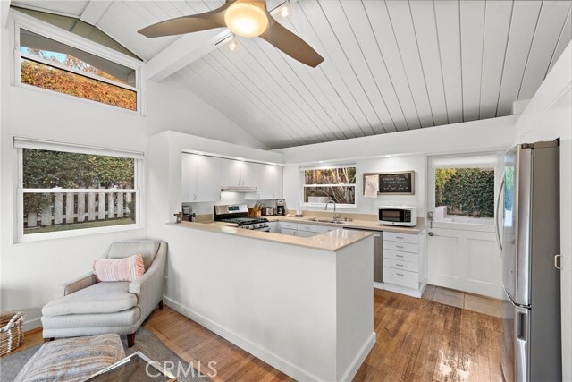 Building Photo - 595 Bluebird Canyon Dr