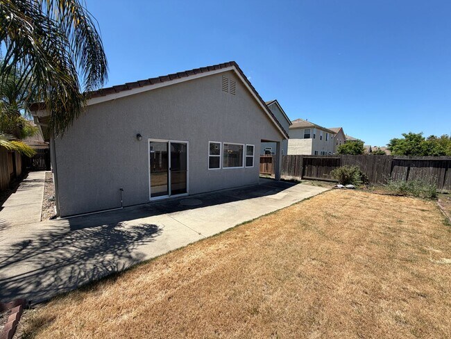 Building Photo - 7565 Whitmore St