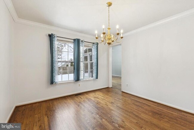 Building Photo - 14422 Coachway Dr