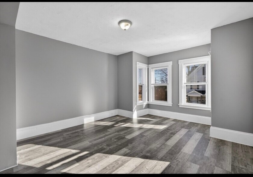 Building Photo - 173 Myrtle Ave