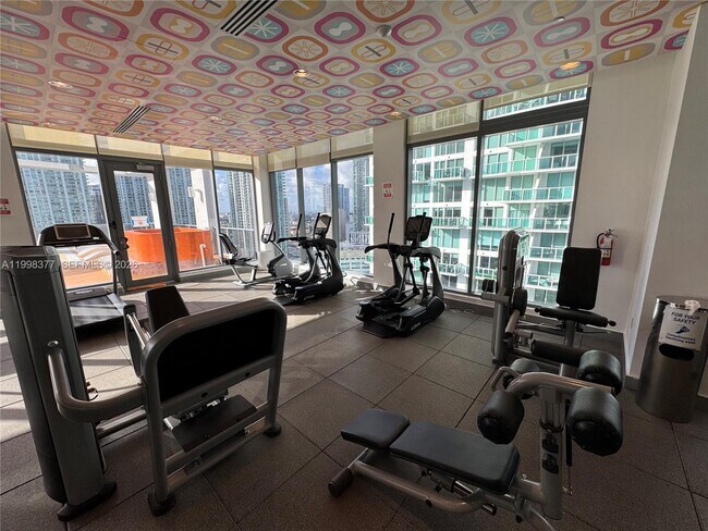 Building Photo - 31 SE 6th St