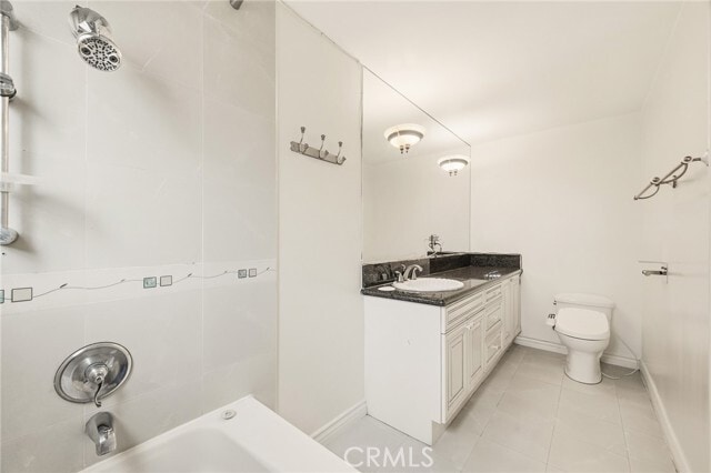 Building Photo - 523 Fairview Ave