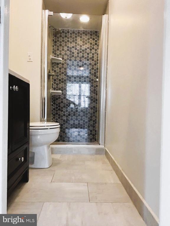 Building Photo - 24 Pickwick Pl