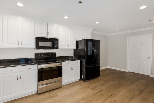 Building Photo - # Serene Living Near Travelers Rest