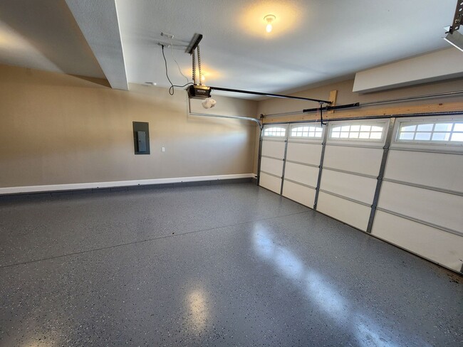 Building Photo - Newer Construction 4BR, 3BA Home For Rent - Available Now!