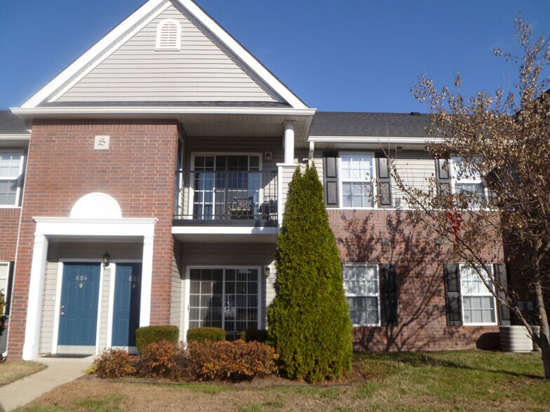 Stonegate Apartments Columbus, IN Apartment Finder