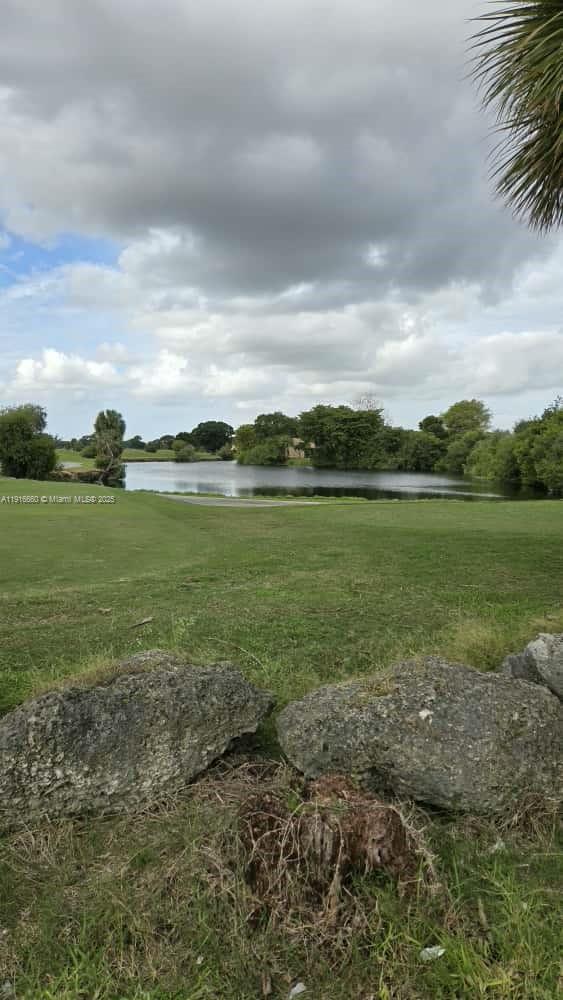 Building Photo - 13707 Kendale Lakes Cir