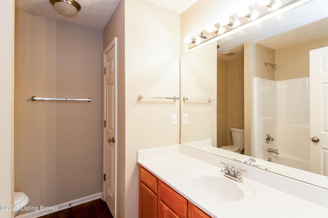 Building Photo - 8904 Eli Dr