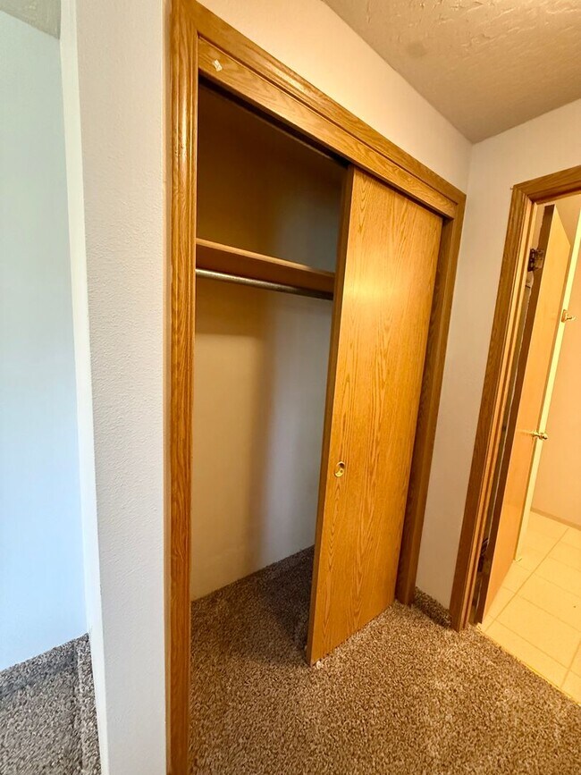 Building Photo - 3 bed 2 bath single family home in Nampa c...