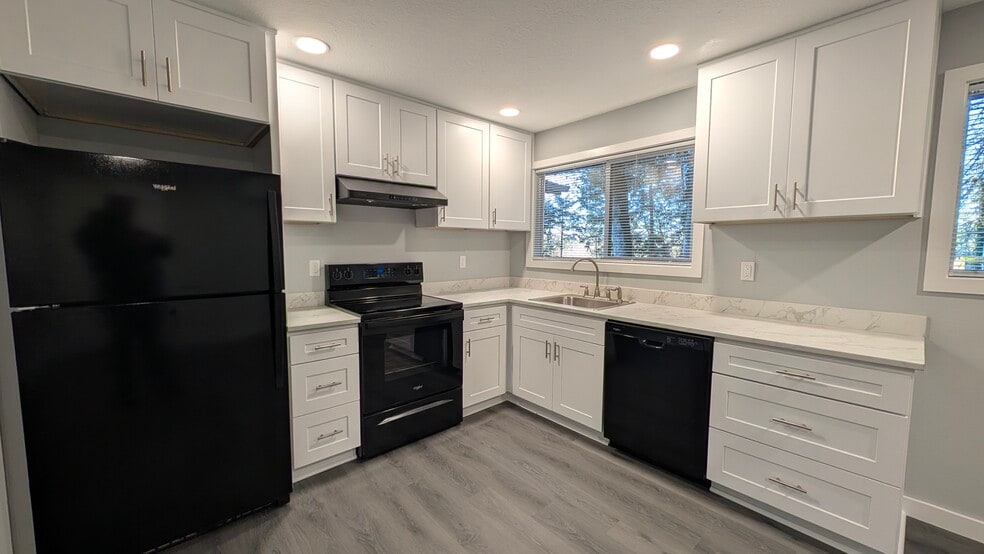 Kitchen - 2378 E 15th Ave