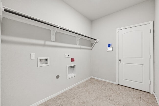Building Photo - 4619 Grigio Pines Dr
