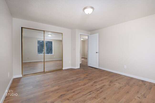 Building Photo - 965 Dorothea Way
