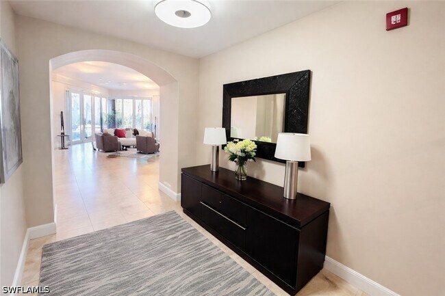 Building Photo - 2547 Marquesa Royale Ln