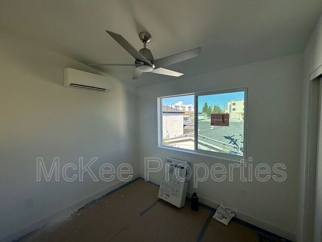 Building Photo - 6174 Dorothy Dr