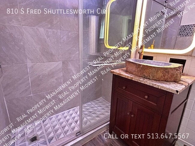 Building Photo - 810 S Fred Shuttlesworth Cir