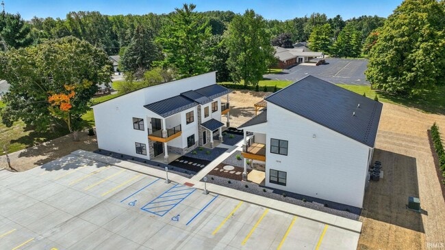 Building Photo - 1030 S Wayne St